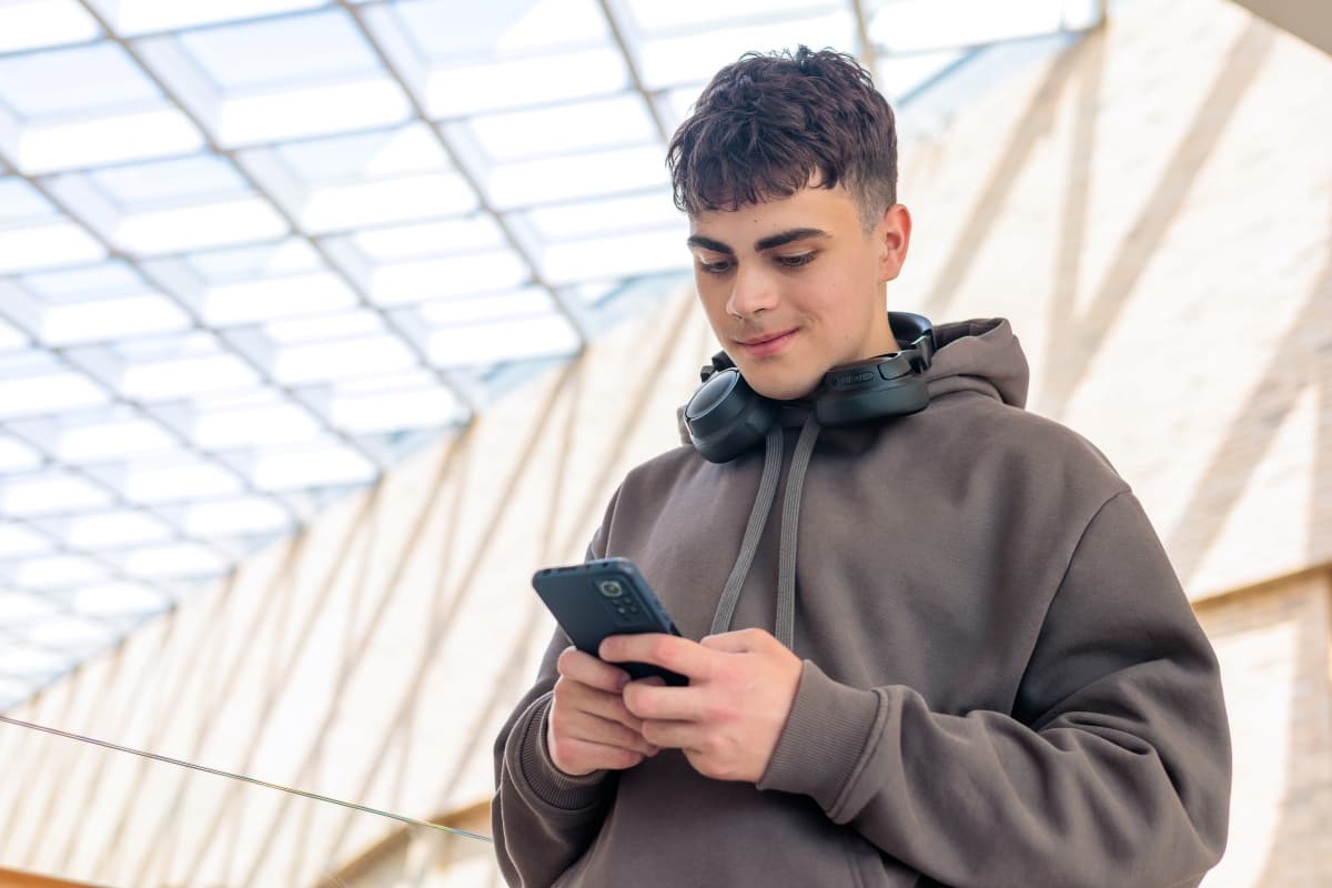 Interdiction des réseaux sociaux aux moins de 15 ans&nbsp;: la proposition de loi adoptée