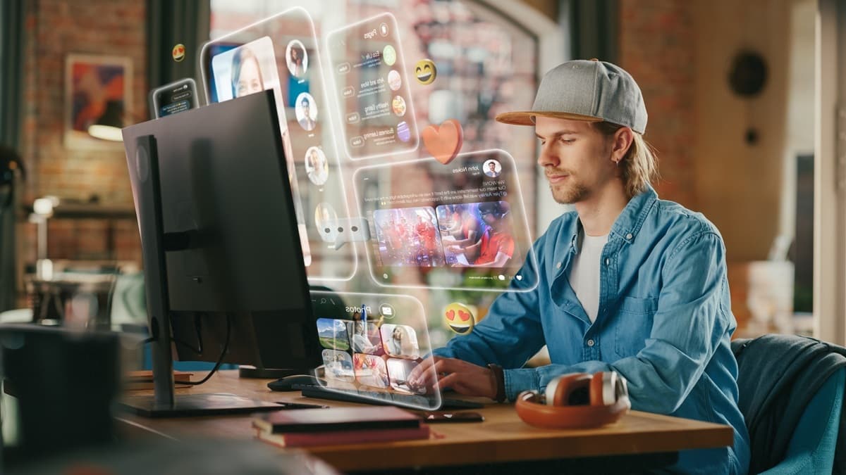 Quels métiers exercer après un poste de community manager&nbsp;?