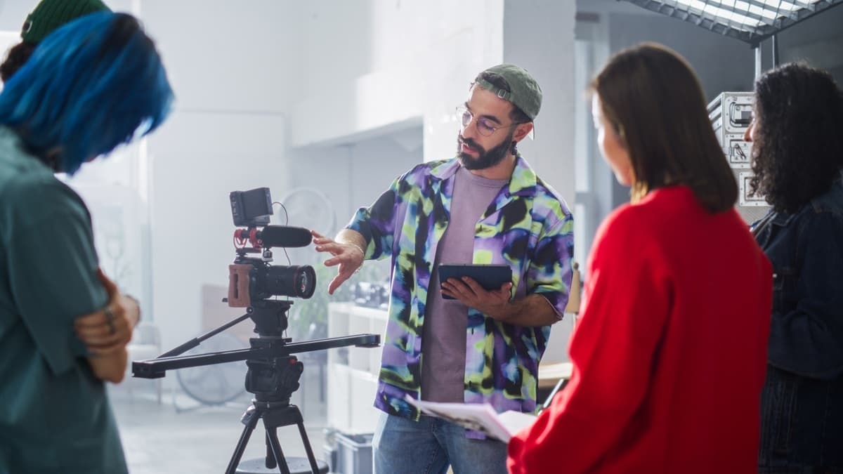 Comment créer du contenu engageant et authentique face à l’IA : les conseils de l’ECITV