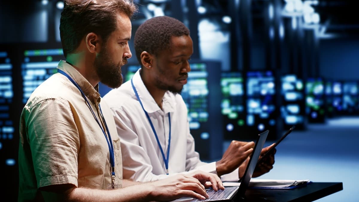 Quels métiers exercer après un poste de technicien systèmes et réseaux ?